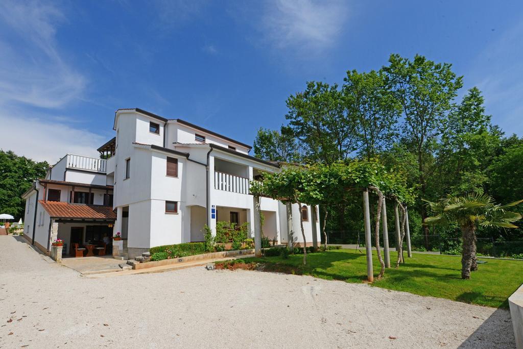 Apartments Tena Porec Exterior photo